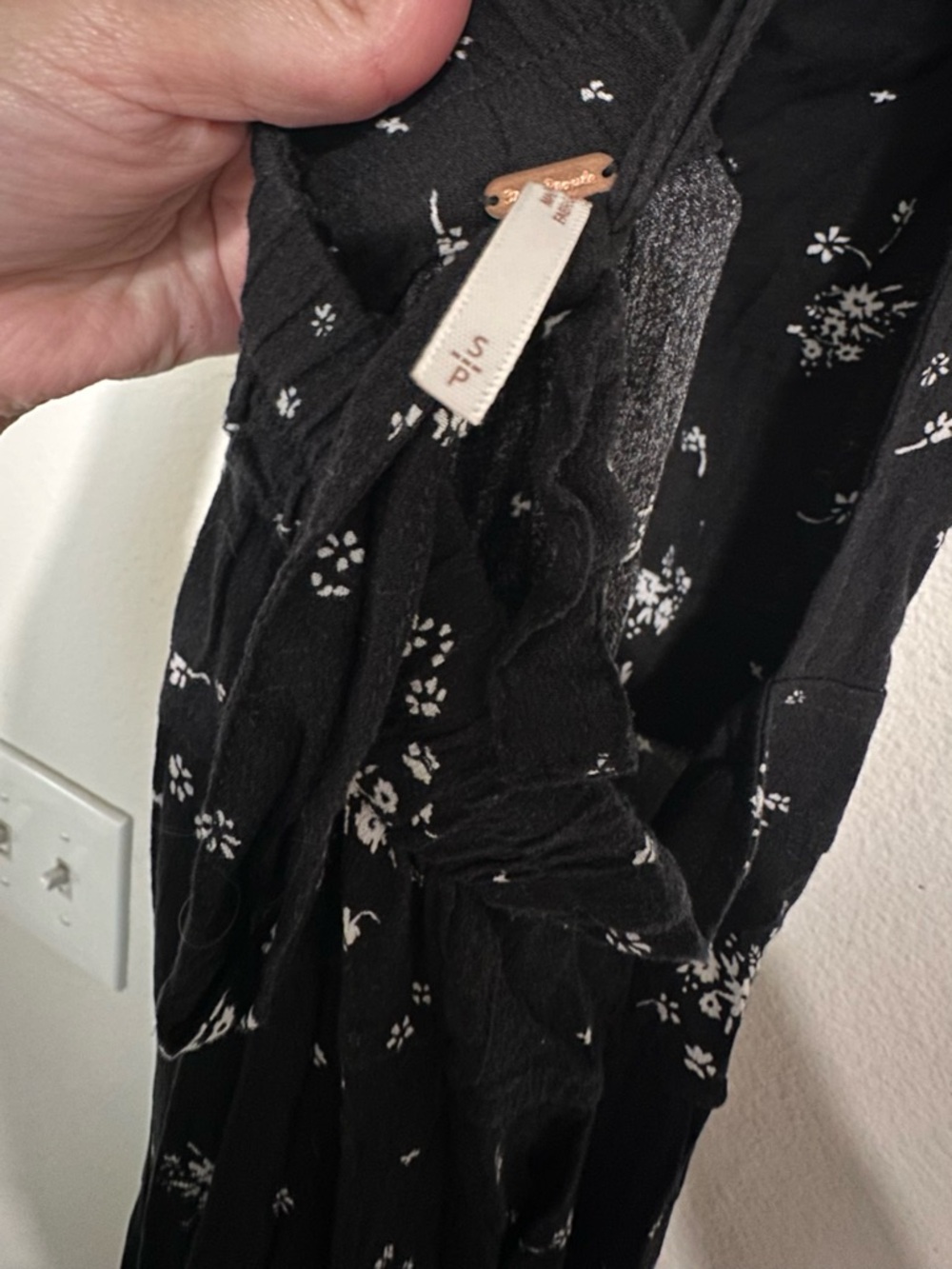 Free People sweet in the streets Black Floral Wide-Leg Bib Jumpsuit - Picture 9 of 9